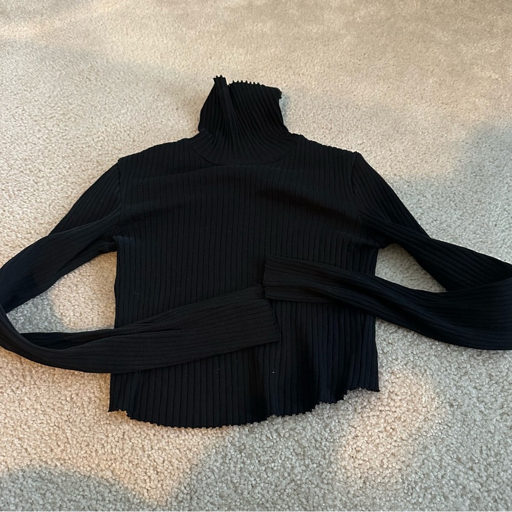 ZARA RIBBED CROPPED TURTLENECK